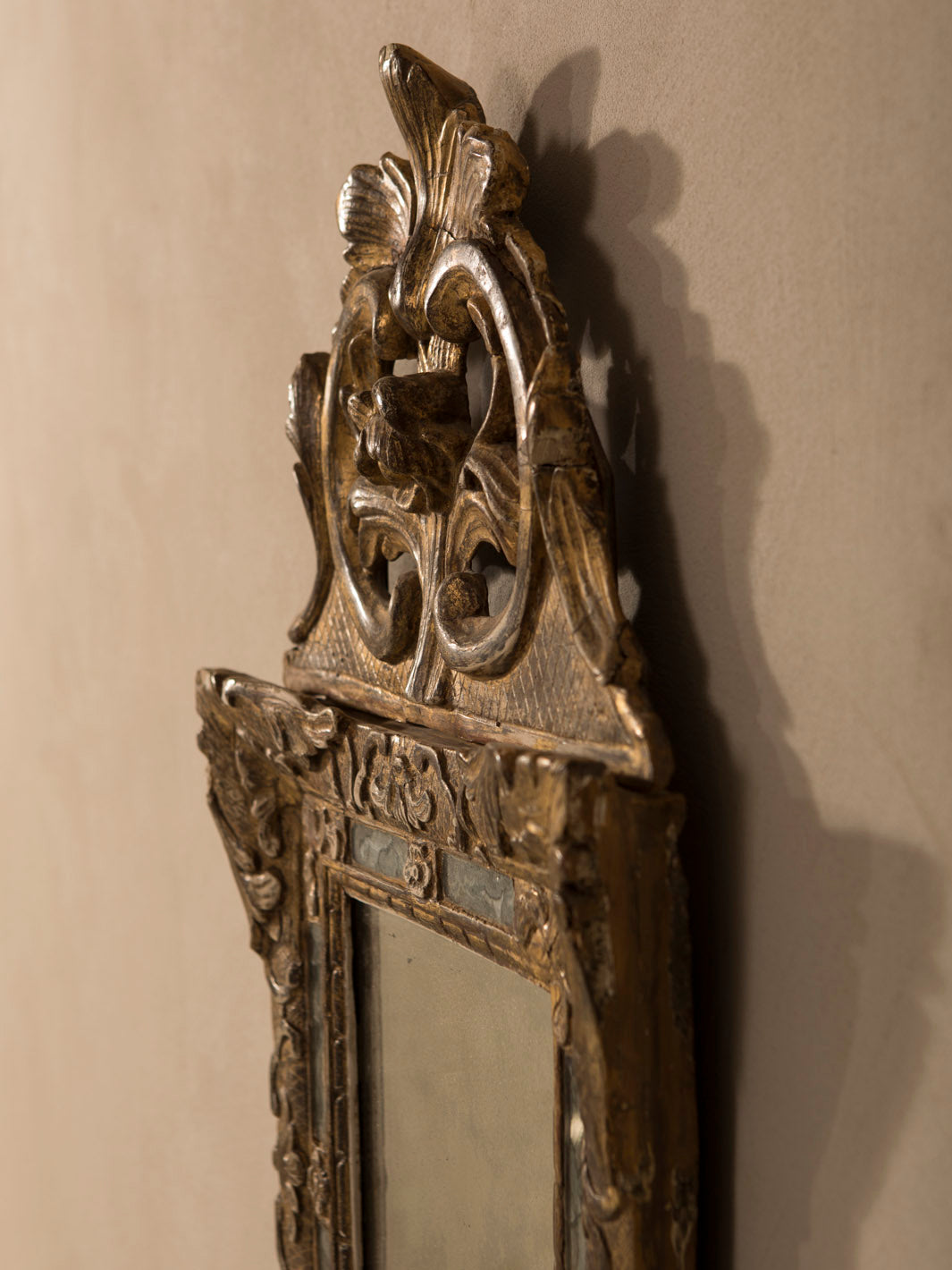 "Pareclose" mirror, 18th century