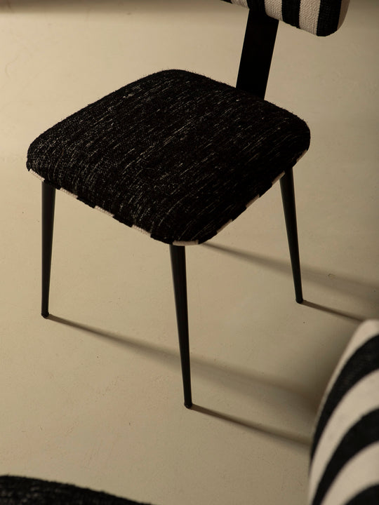 Silla T negra