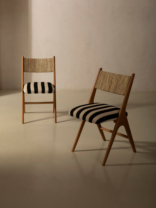 Silla Nura rayas blancas y negras