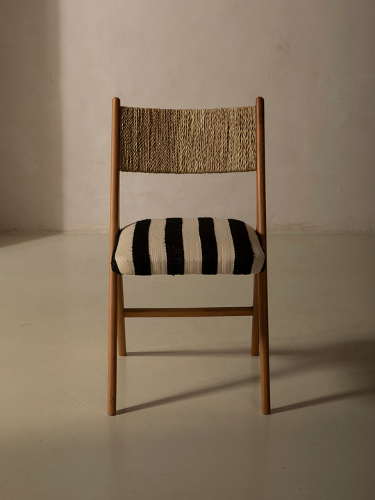 Silla Nura rayas blancas y negras