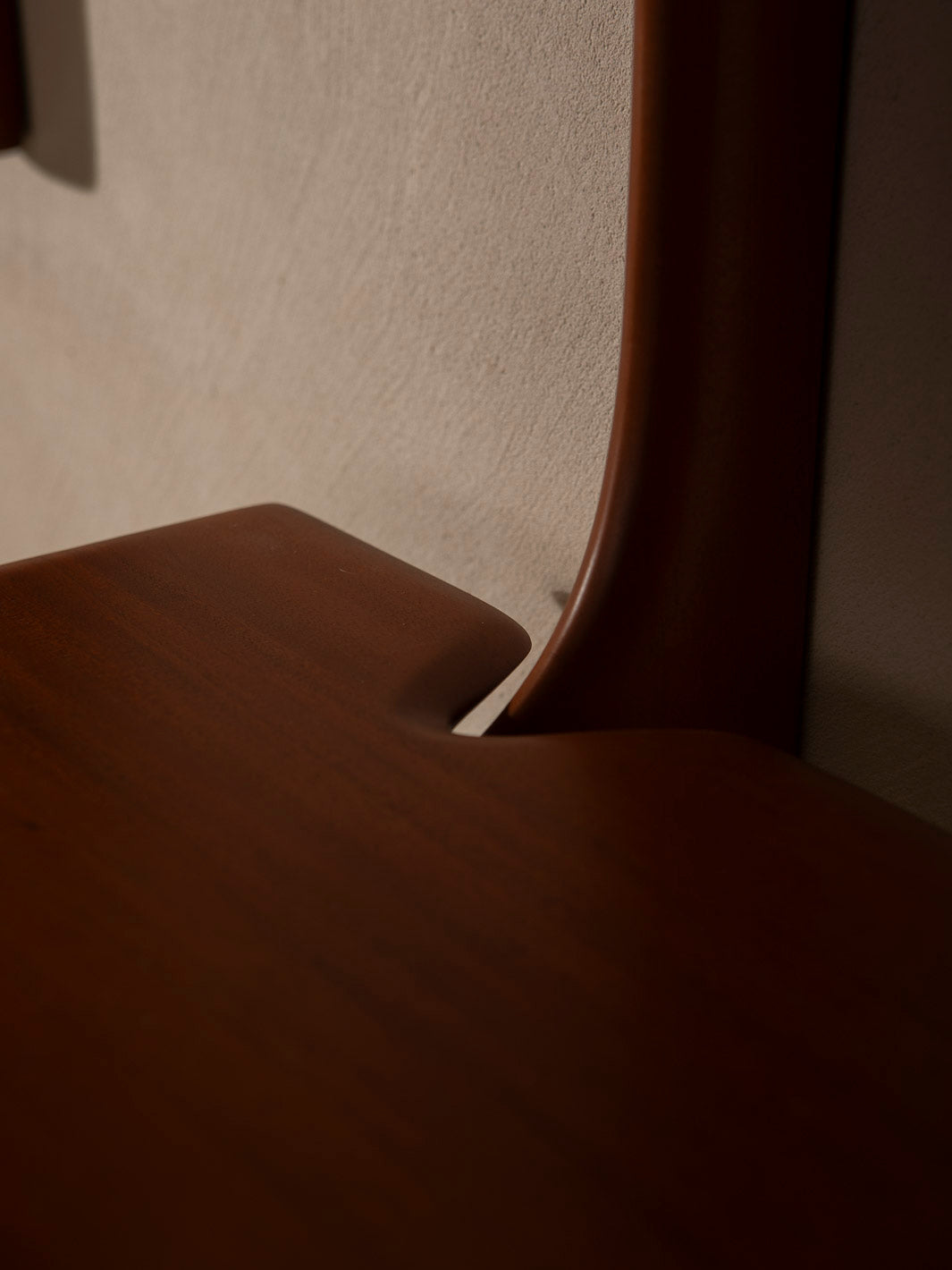 PI mahogany bookshelf