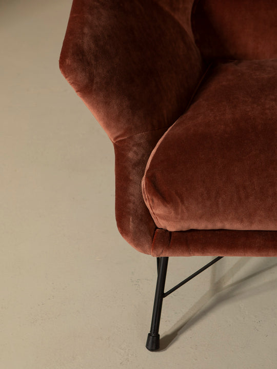 Magnolia armchairs, Italy, 1960s, UPHOLSTERER