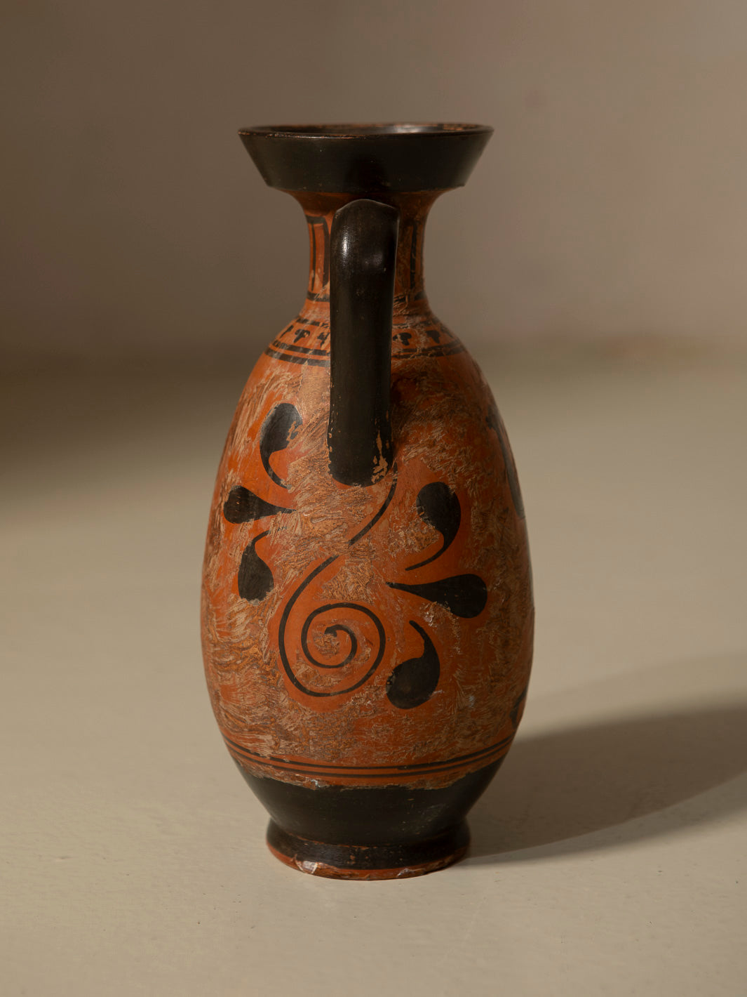 Italian vessel, 20th century