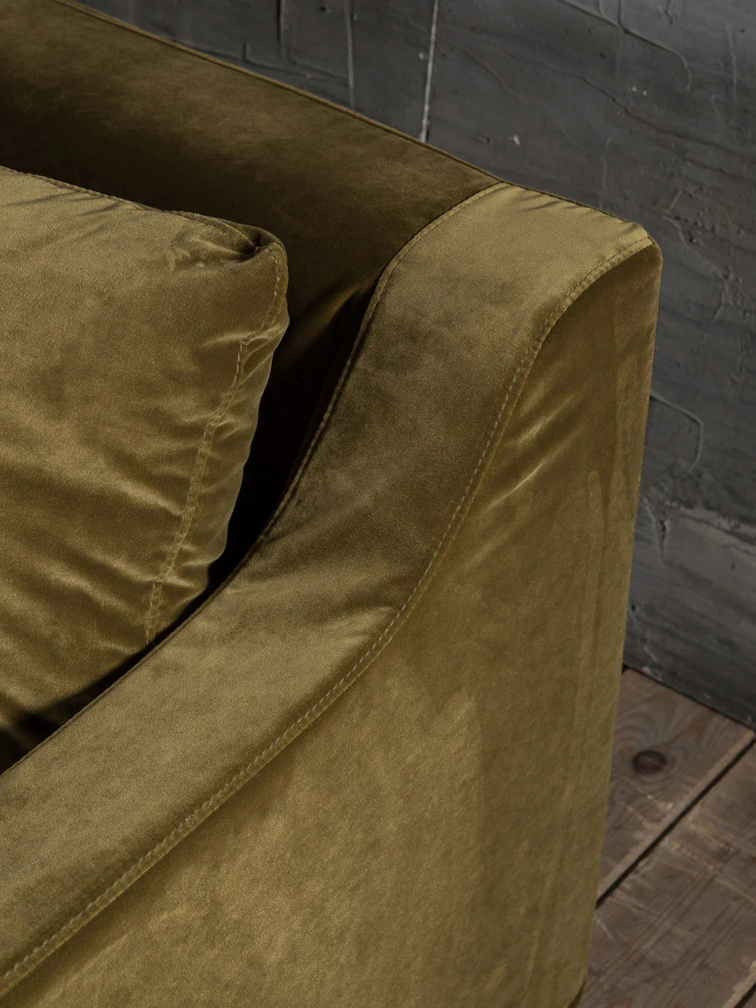 Comporta Forest Velvet Armchair