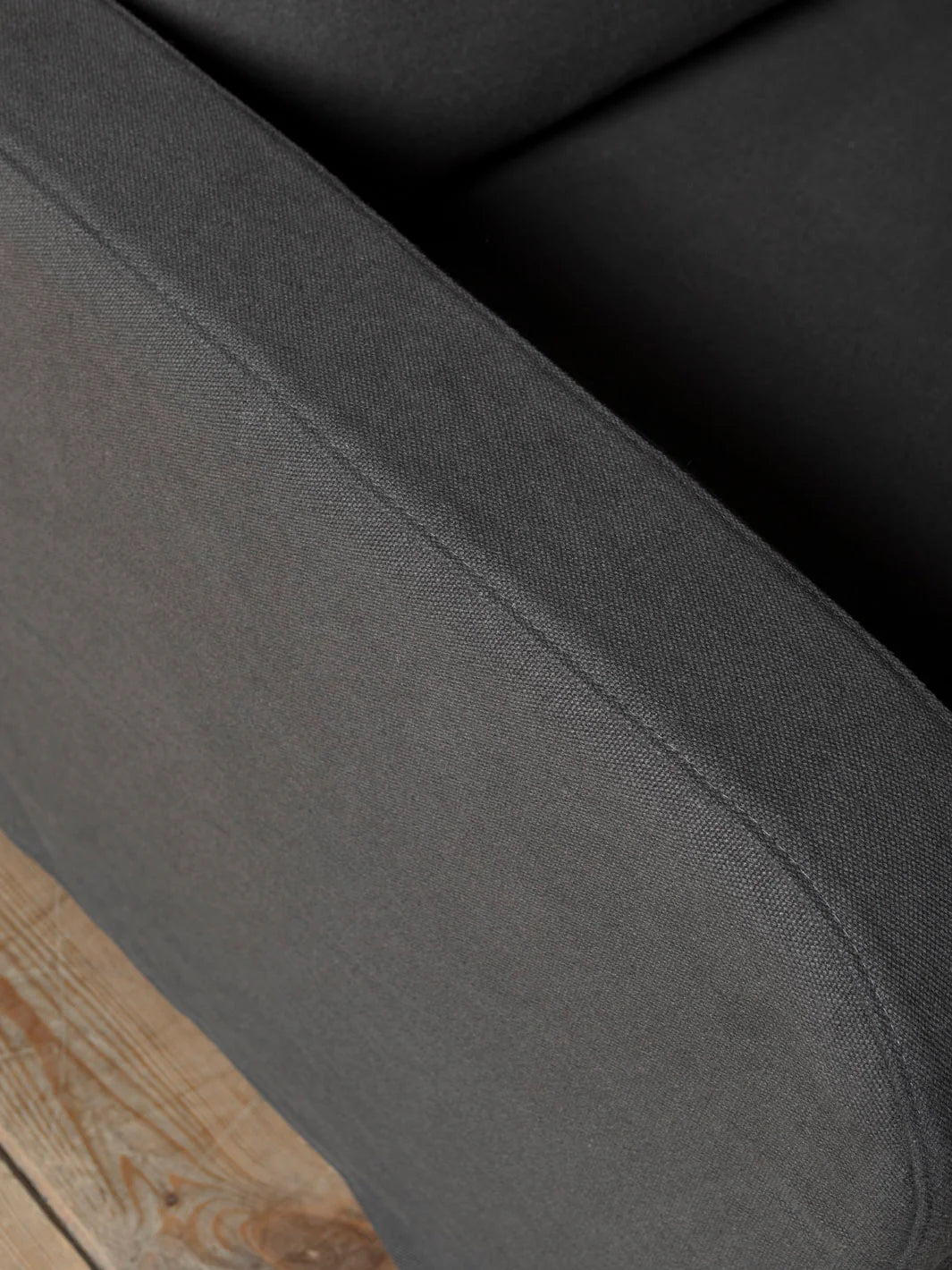 Comporta armchair in linen anthracite grey