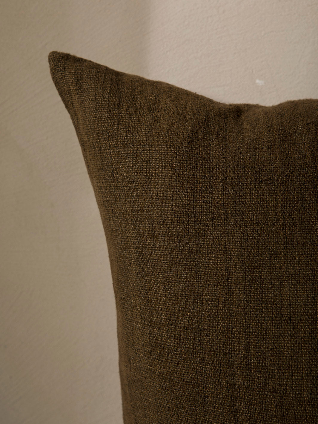 Cojín Isabelle Yamamoto BRONZE 60x60cm