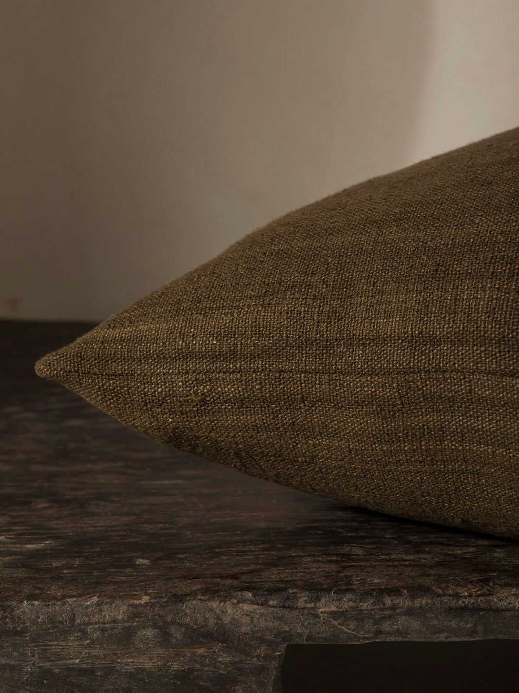 Cojín Isabelle Yamamoto BRONZE 60x60cm