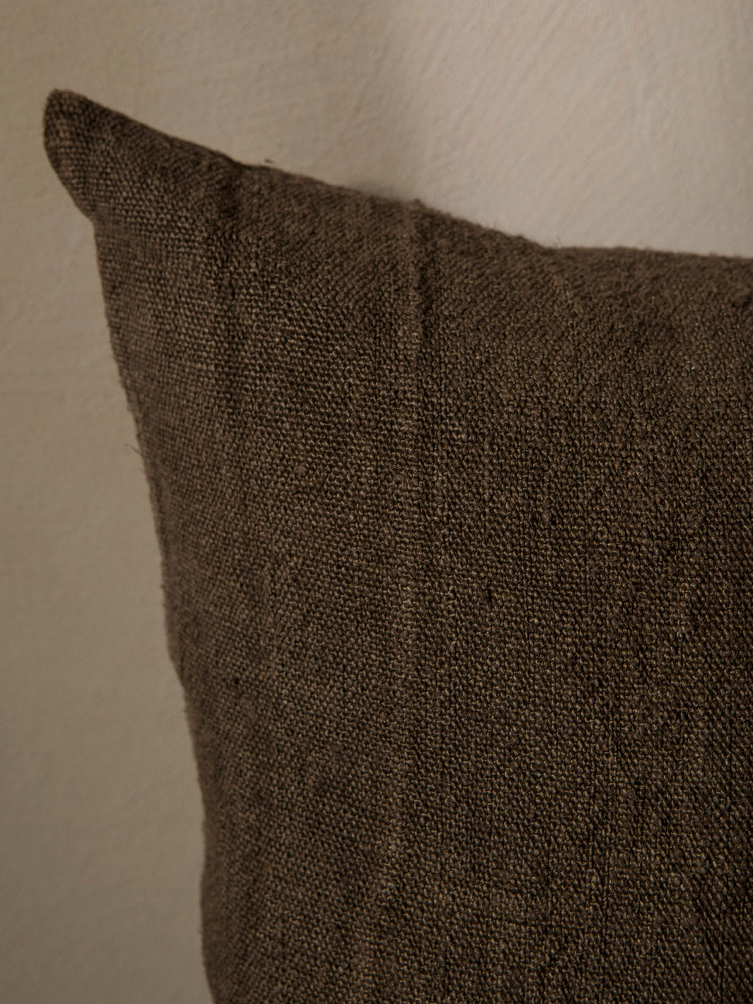 Cojín Isabelle Yamamoto BROWN/BRONZE 46x46cm