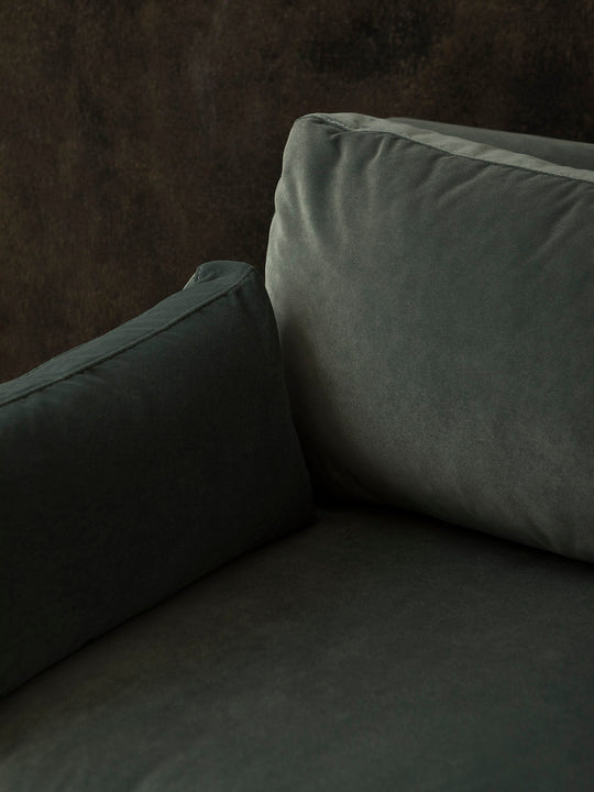 Amberes Turquoise Velvet Sofa