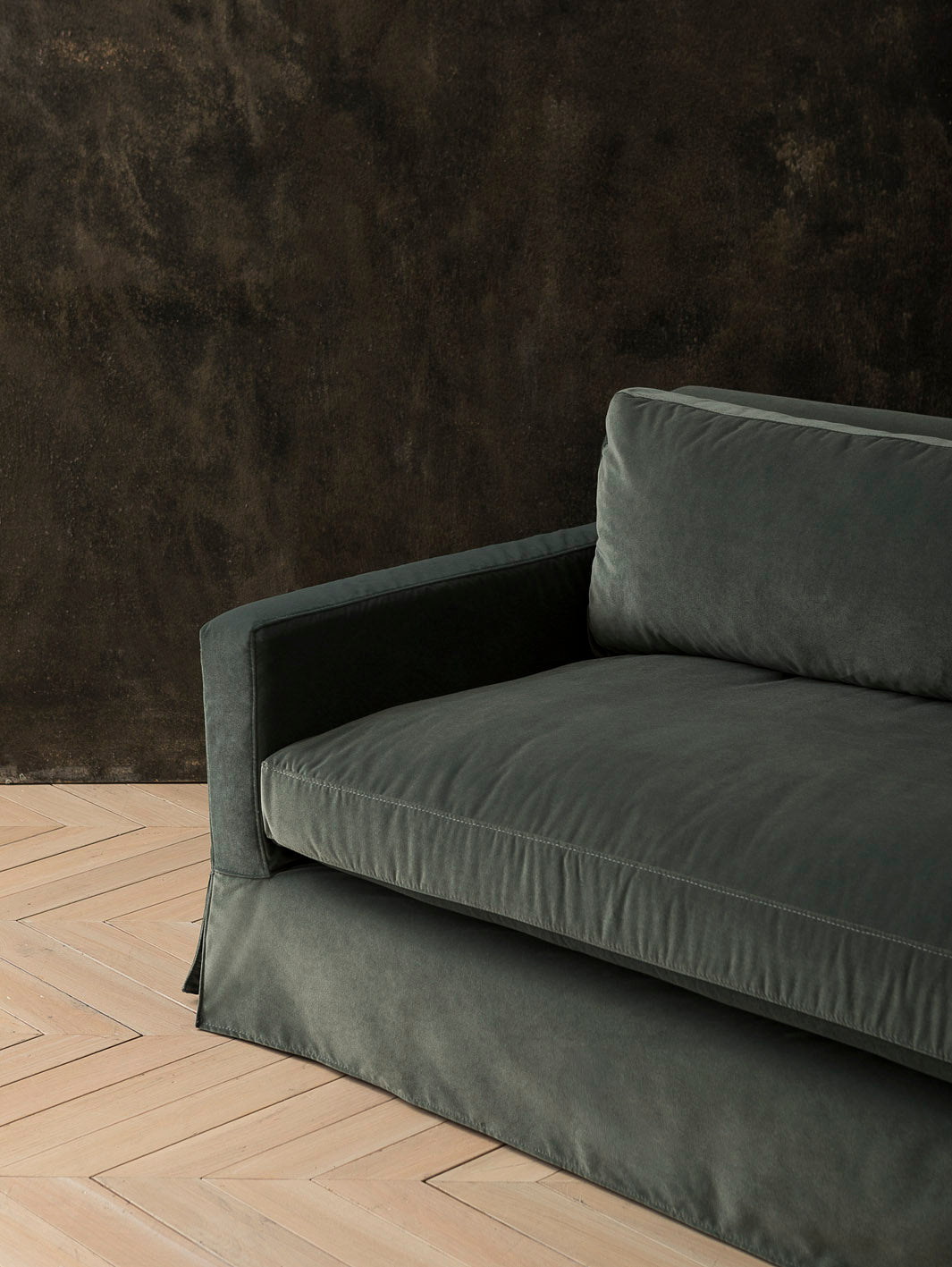 Amberes Turquoise Velvet Sofa