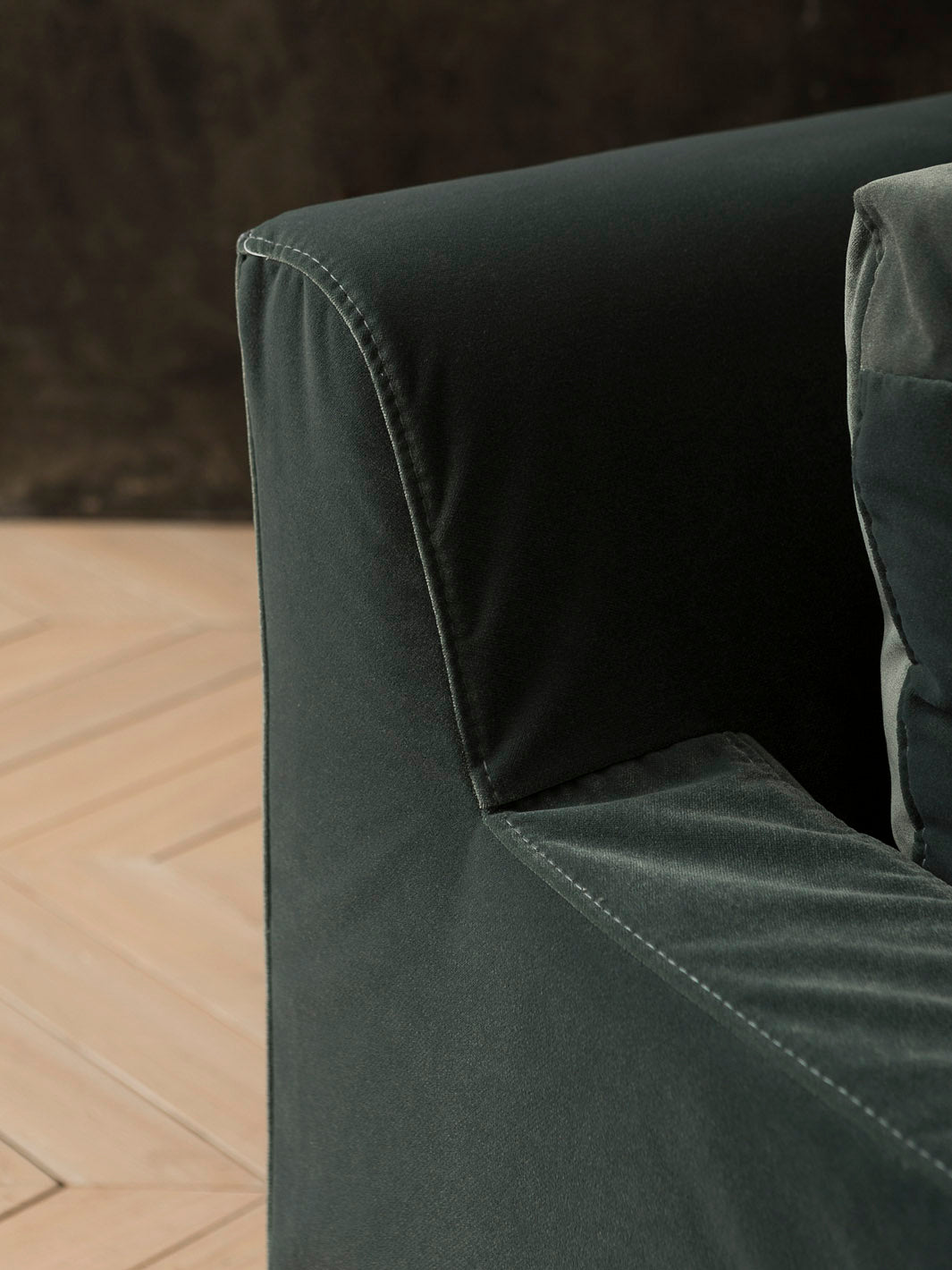 Amberes Turquoise Velvet Sofa