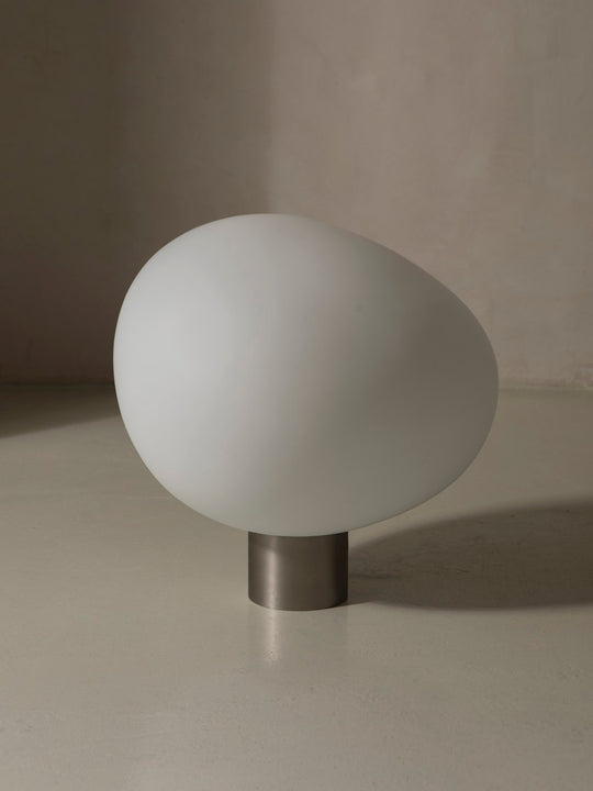 Lámpara de murano blanca base cromada