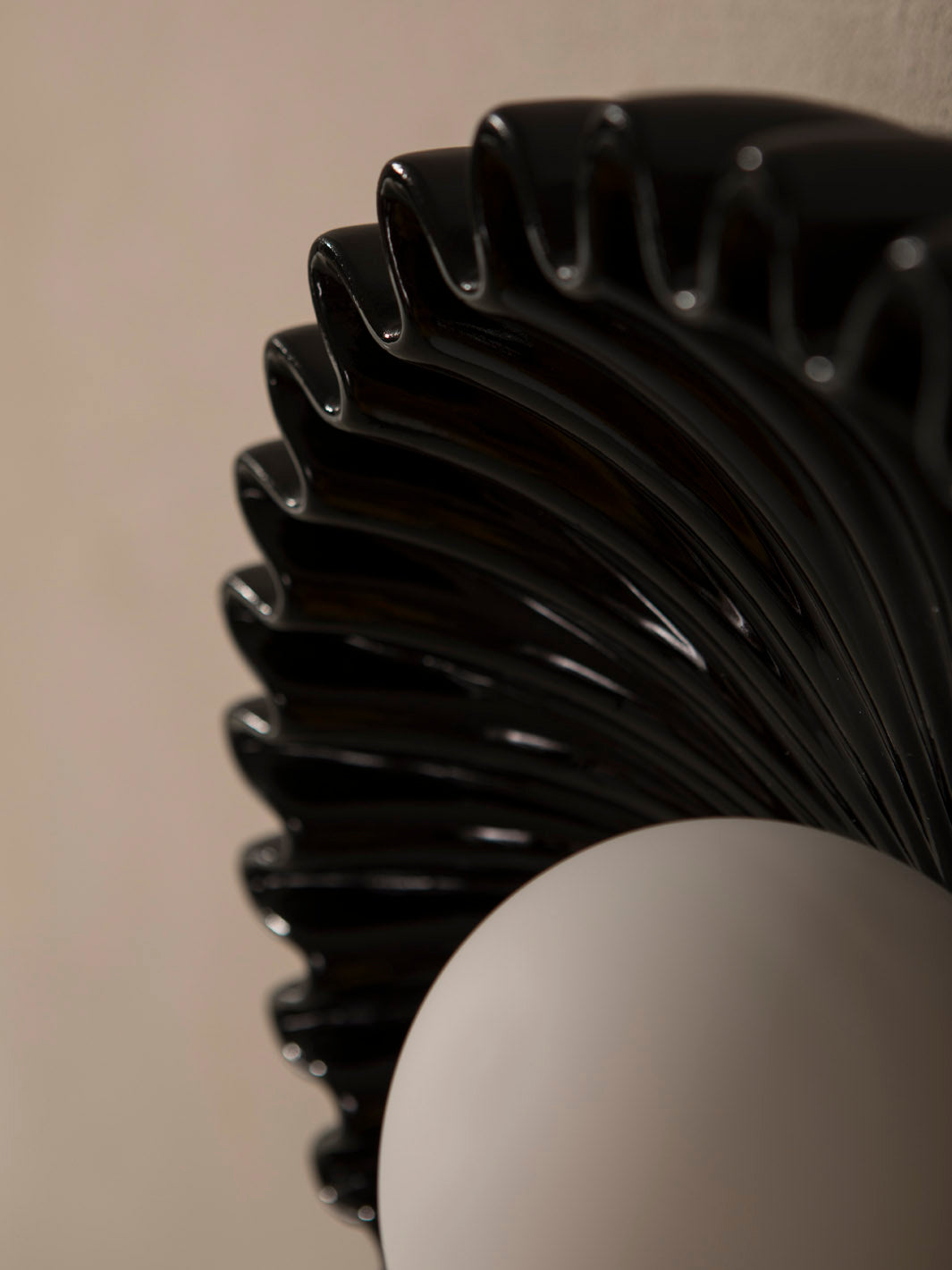 Aplique Ostro Black Ceramica