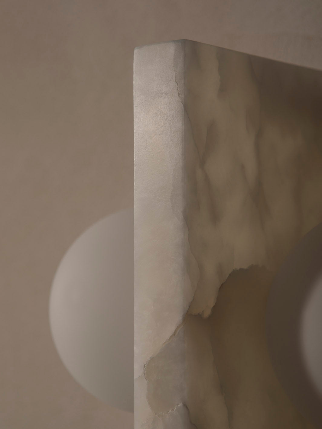 Flugi wall lamp white alabaster Simone &amp; Marcel