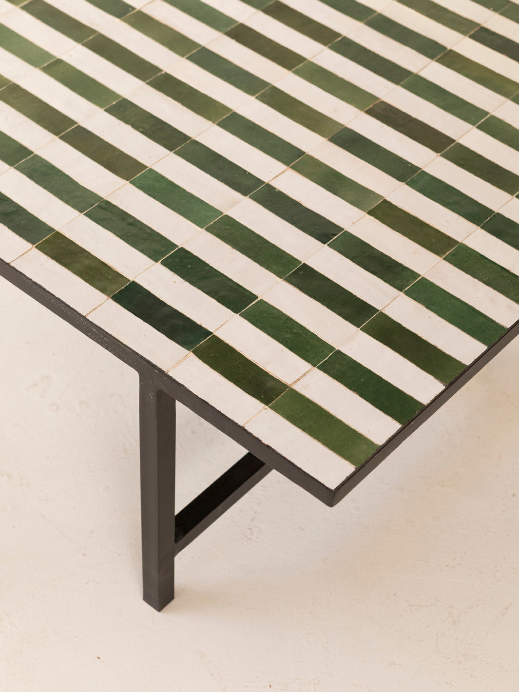 Zellige coffee table green and white stripes 120x80cm