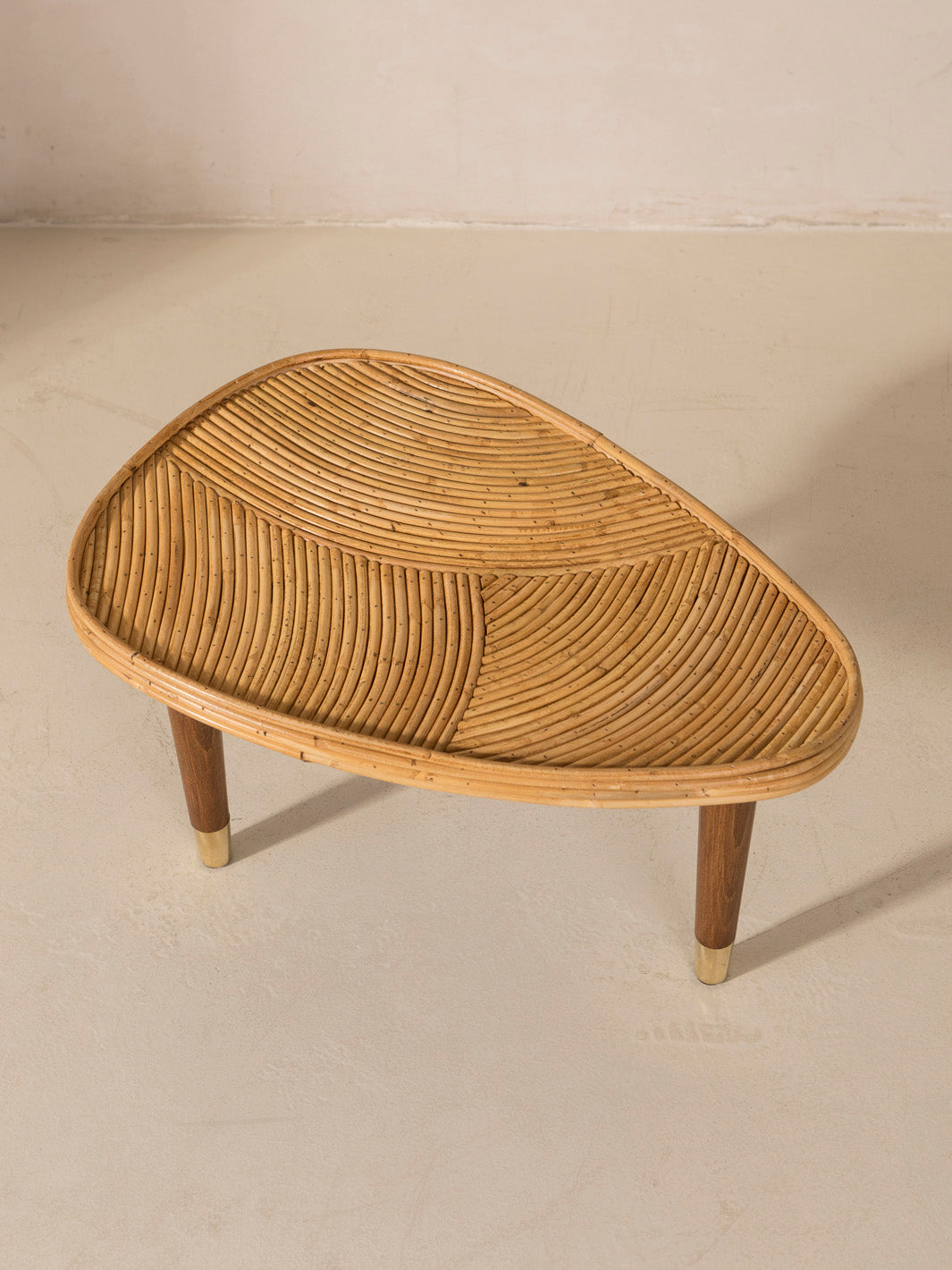 Mesa de centro de bambú italiana