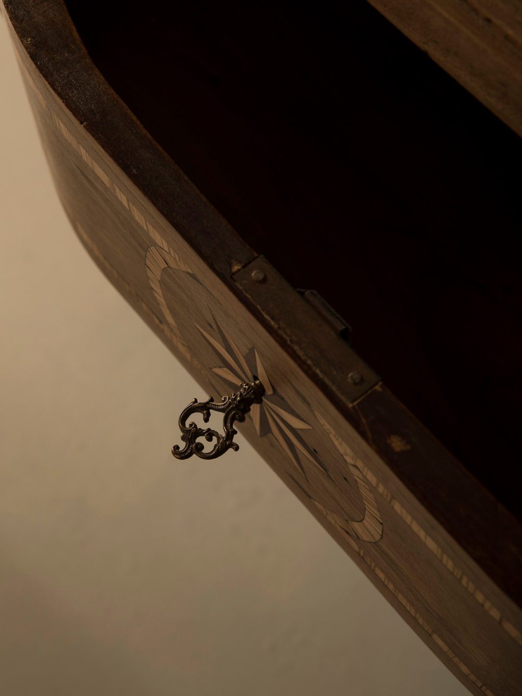 Cómoda Aix en Provence s.XIX