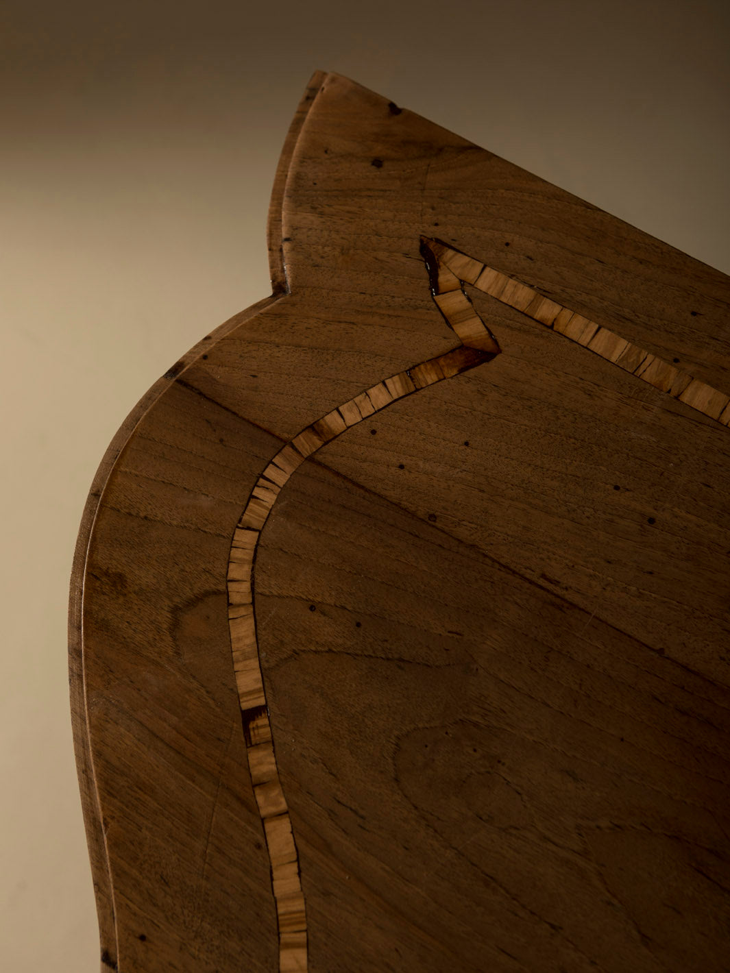 Cómoda Aix en Provence s.XIX