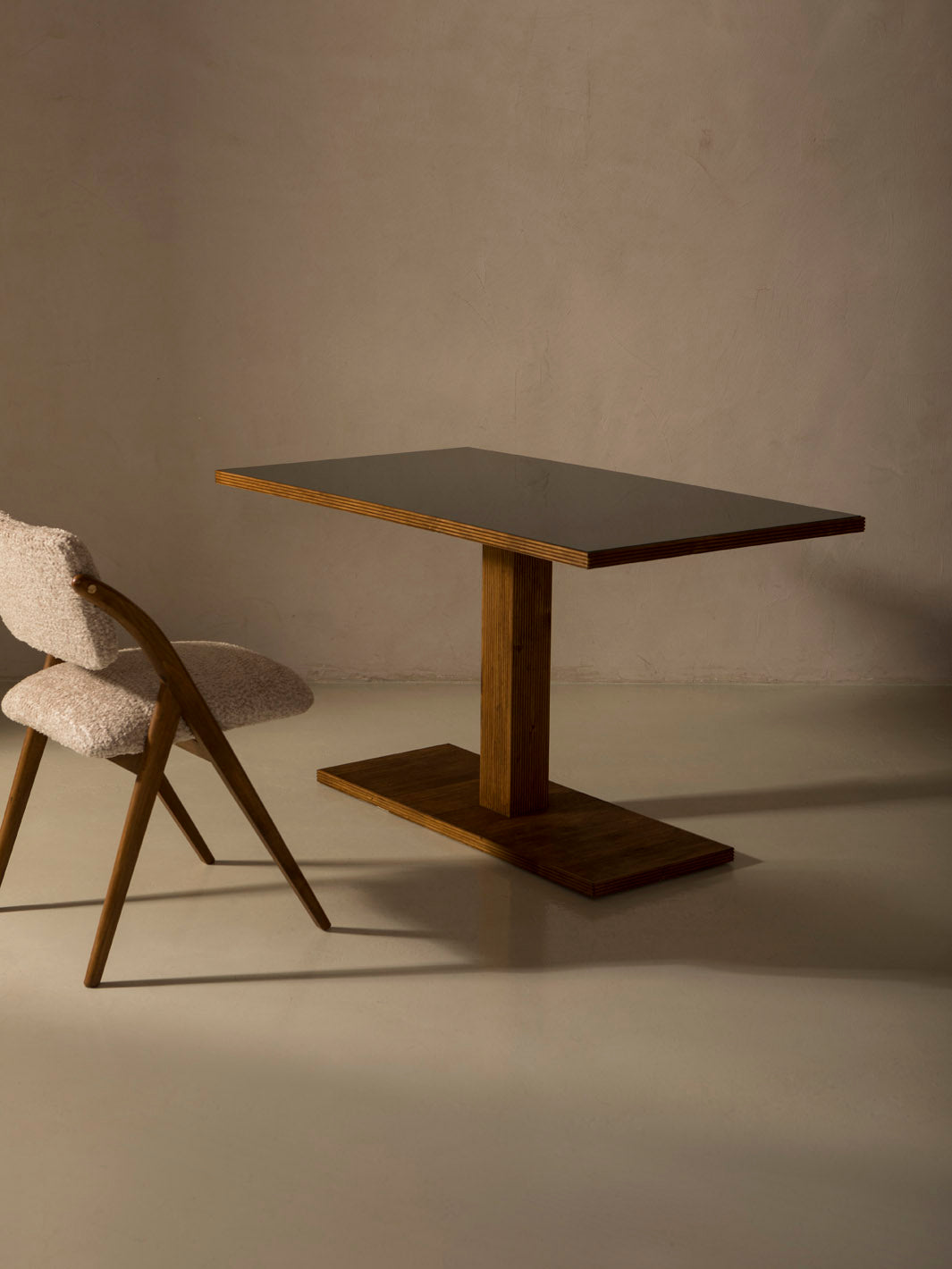 Cucci Bistro Desk