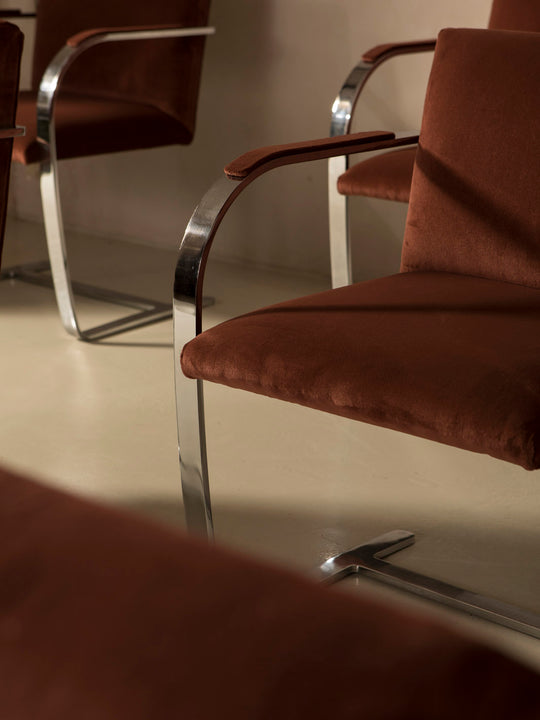 Juego 10 sillas “Brno” Flat-Bar de Mies van der Rohe para Knoll