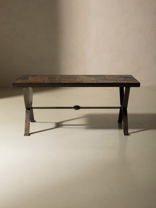 Mesa Suiza piedra años 70