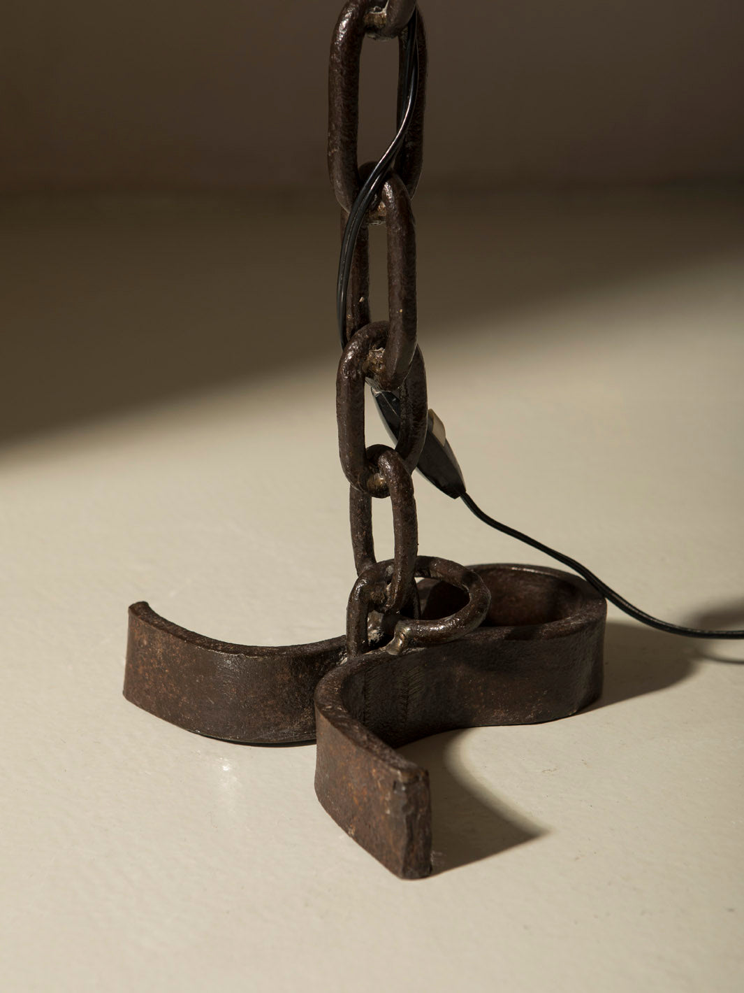 Iron table lamp from the 1940s