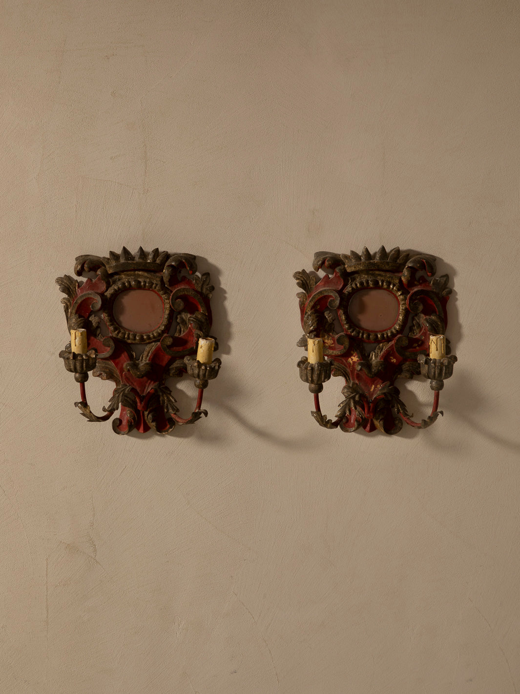 Pareja de apliques policromados s.XIX