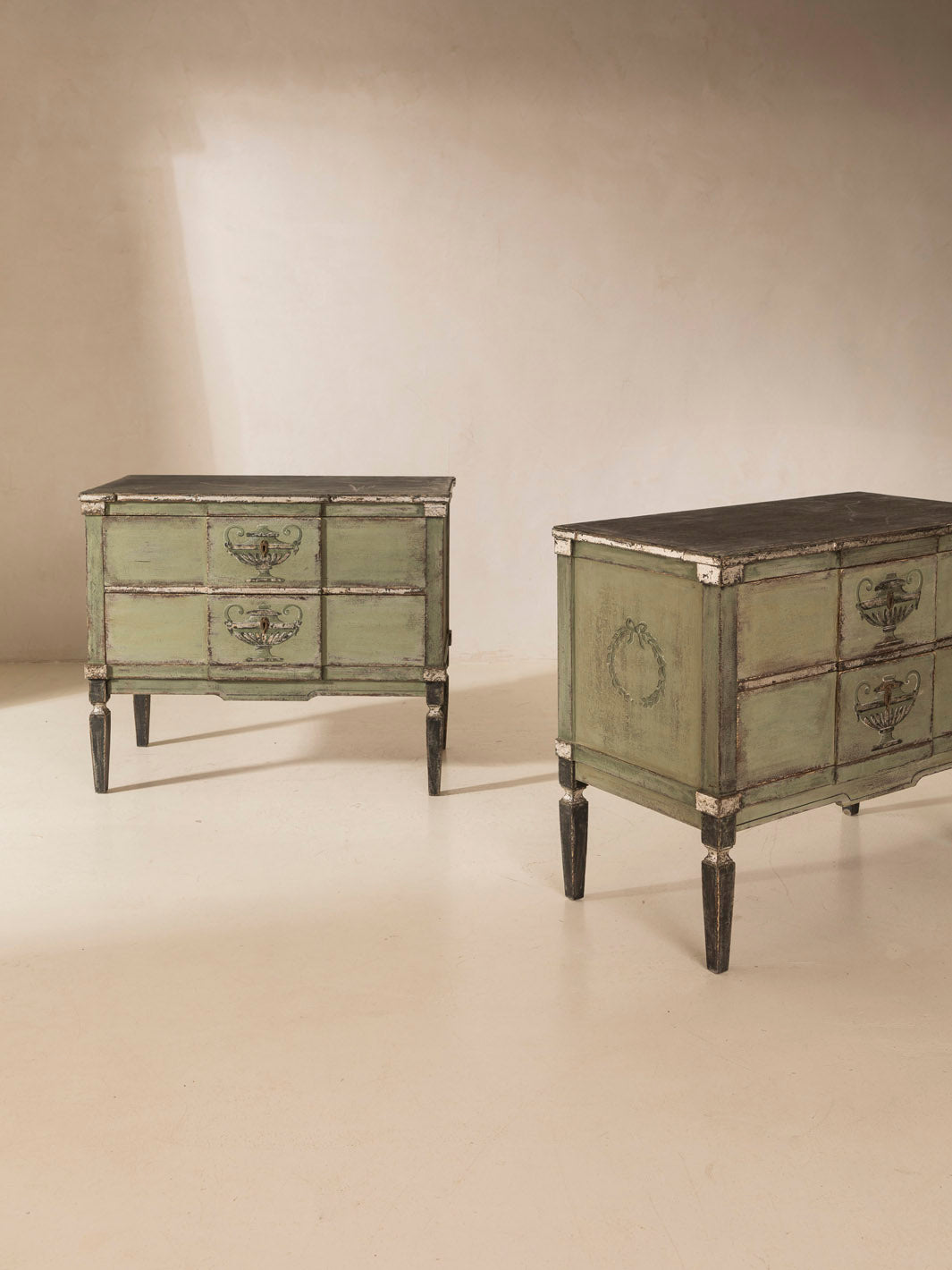Bavarian Cups Chest