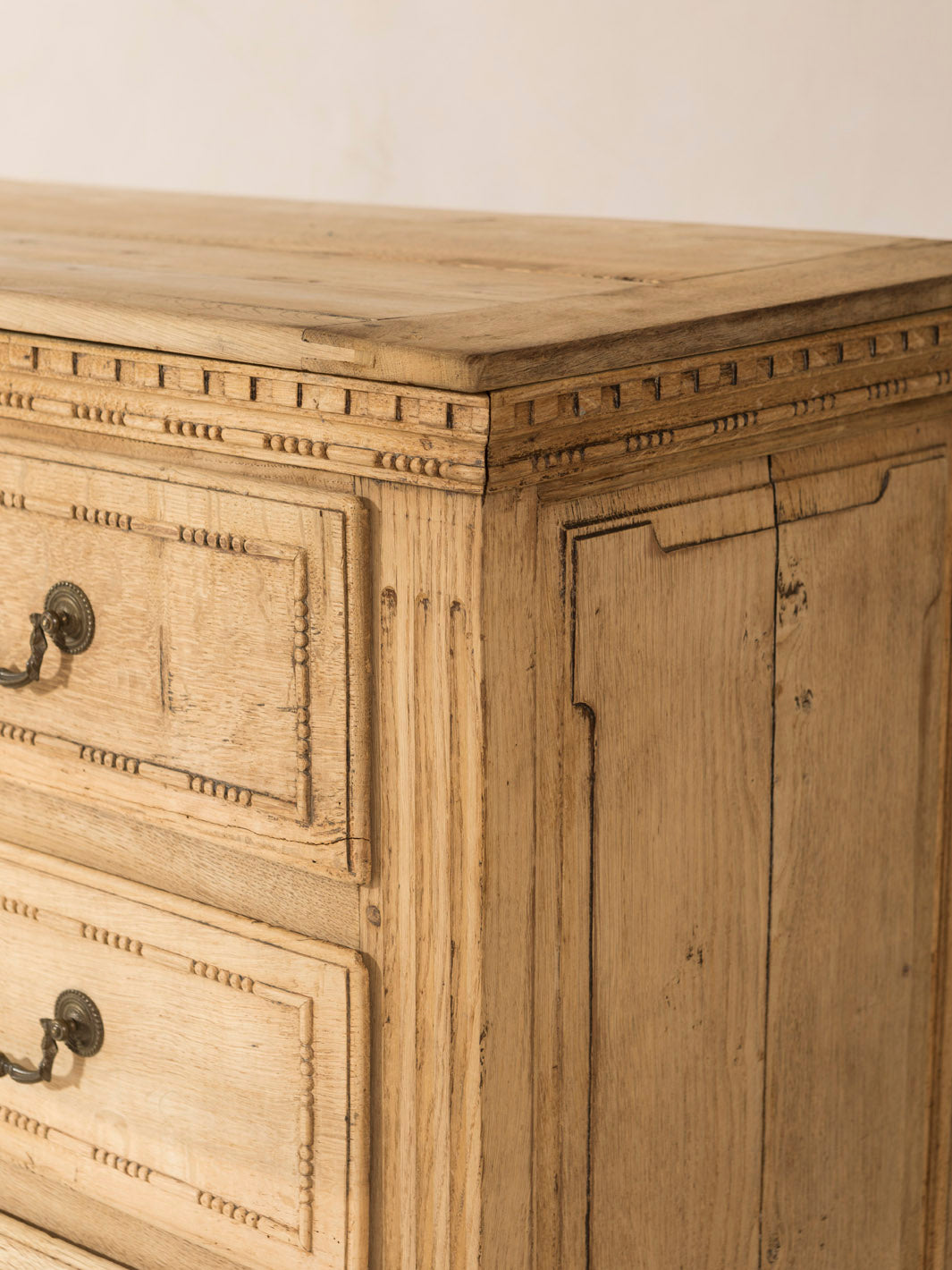 Liege chest of drawers 19th century washed chestnut