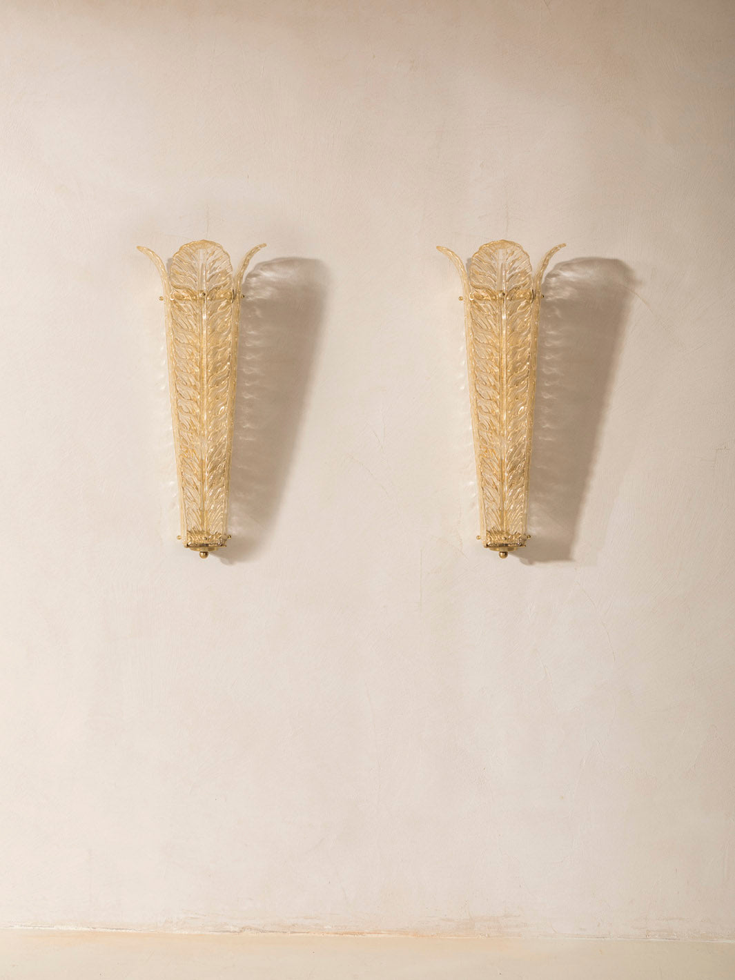 Tube Folia Wall Lamp