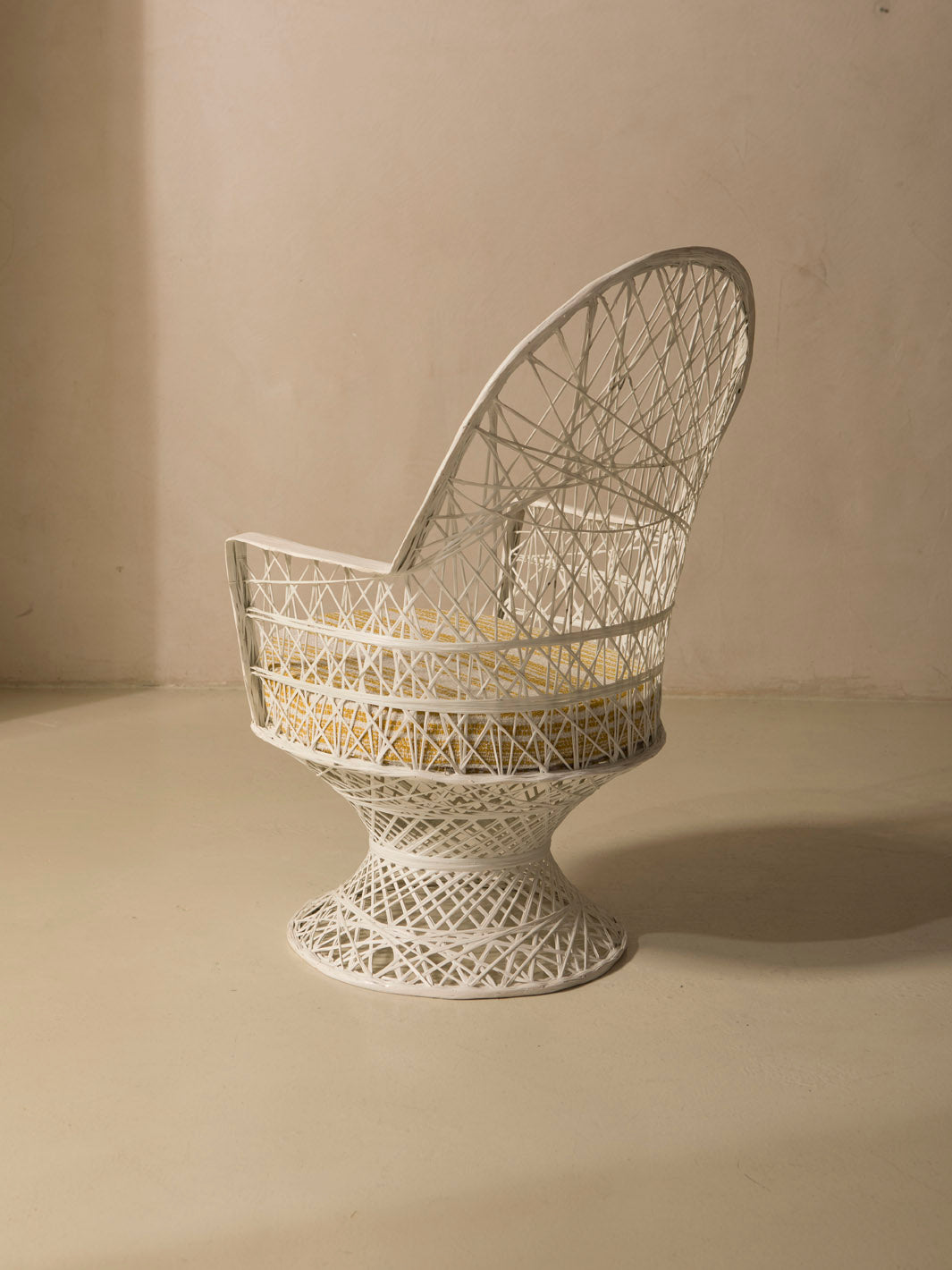 Fiberglass armchair white