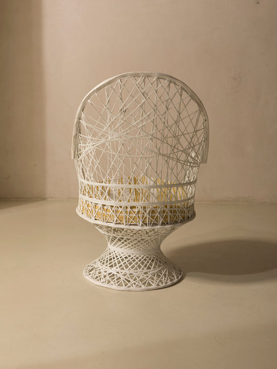 Fiberglass armchair white