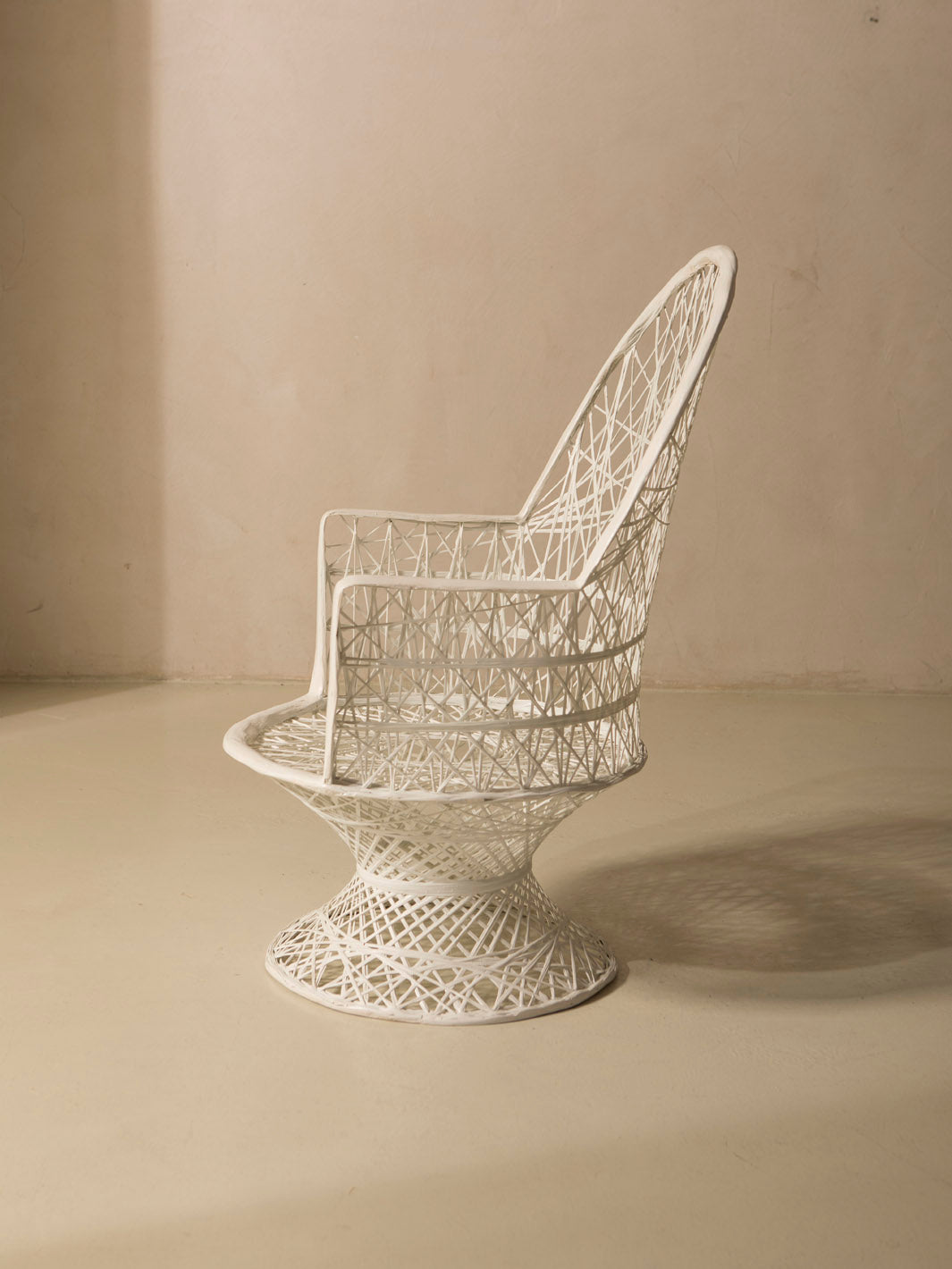 Fiberglass armchair white