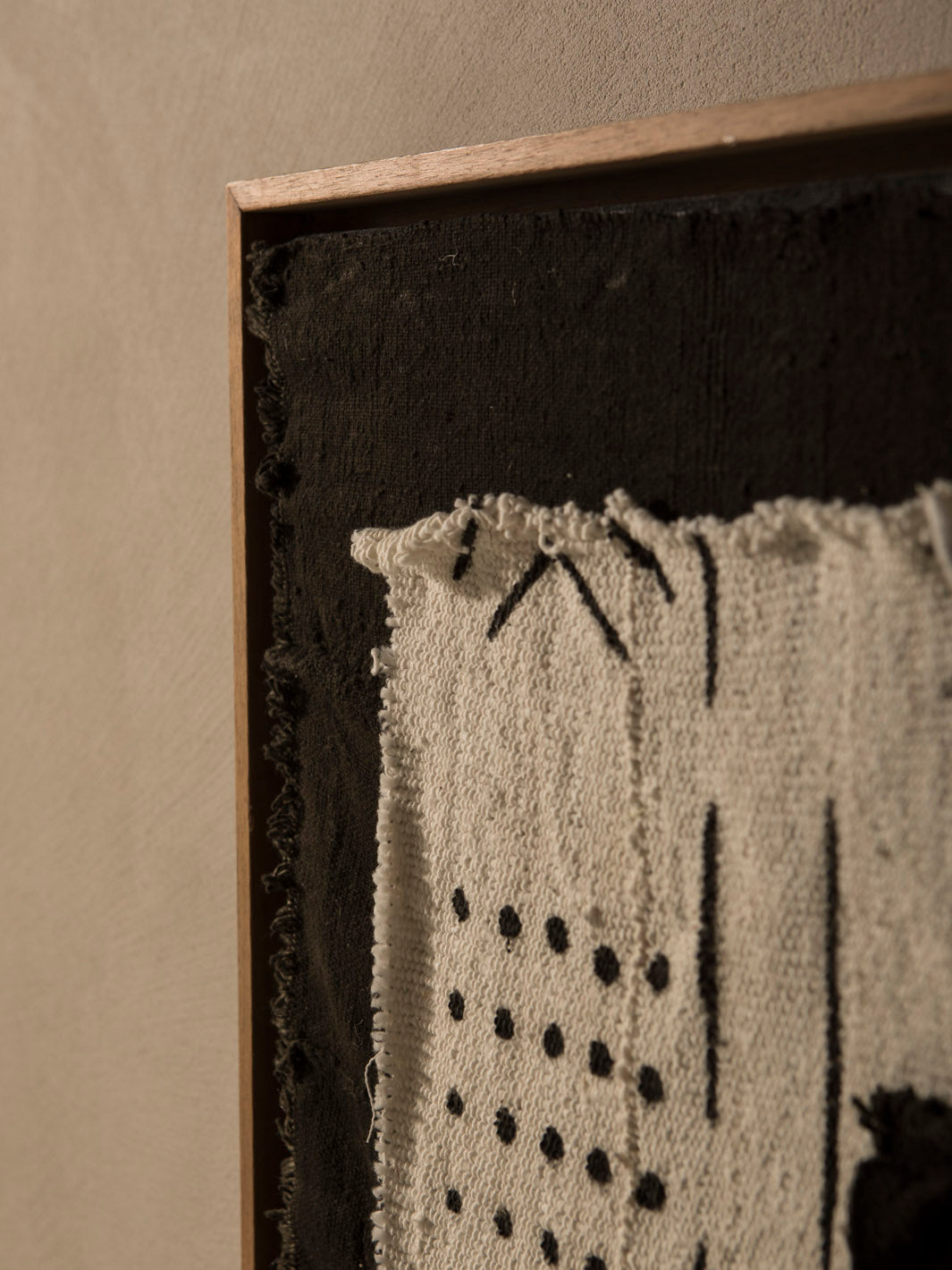 Cuadro Bogolán negro 110x65cm