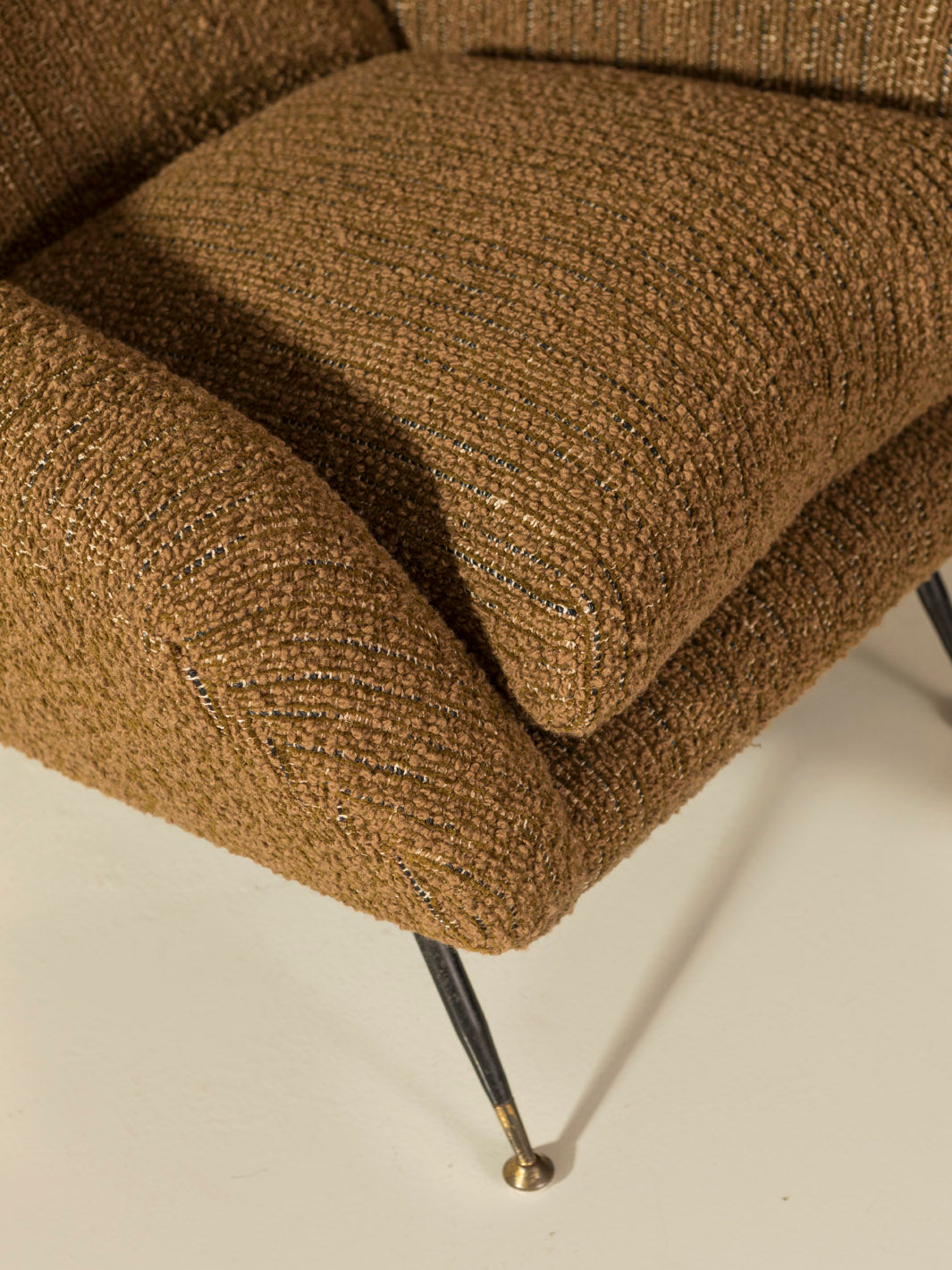 Fauteuil italien marron du milieu du siècle