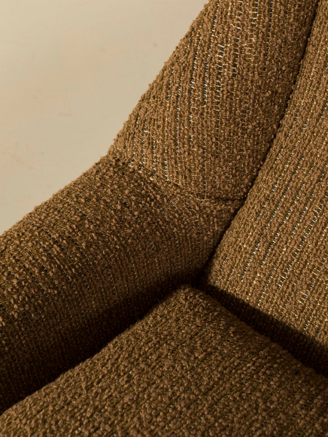 Fauteuil italien marron du milieu du siècle