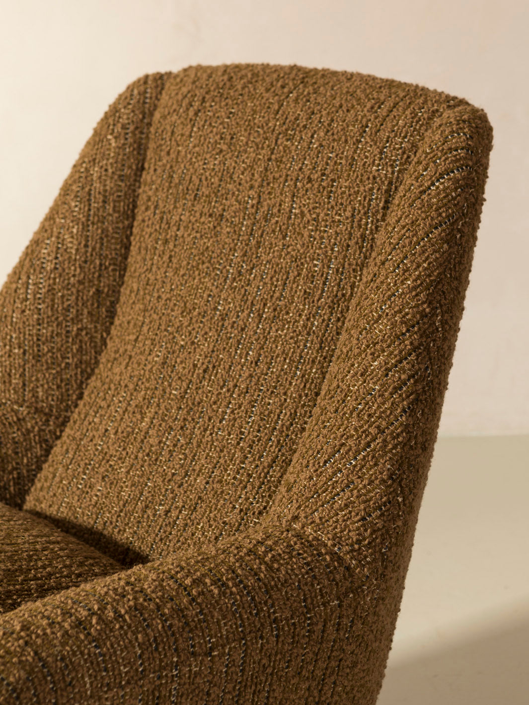 Fauteuil italien marron du milieu du siècle