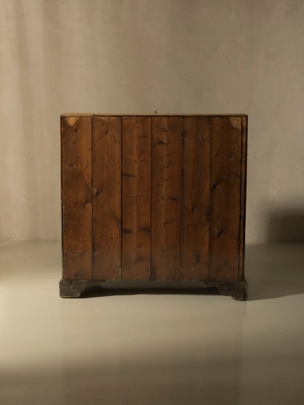 Chest of drawers Belgium chestnut 104th century (105cm long x XNUMXcm high)
