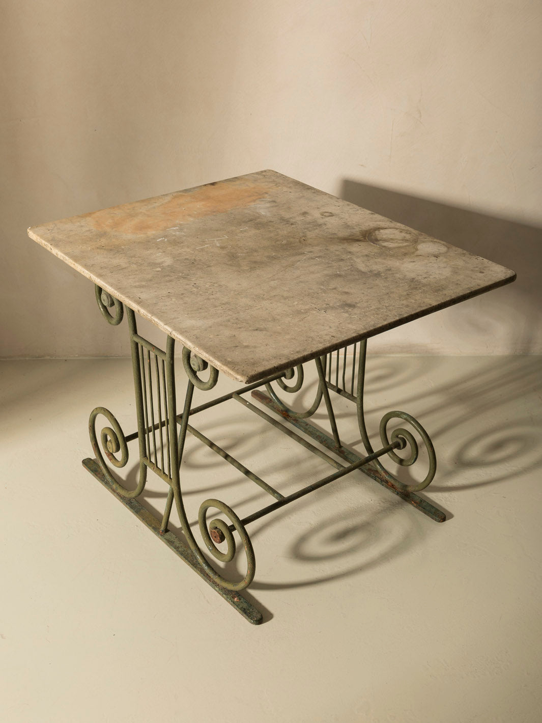 Boucher Lyon table, 19th century