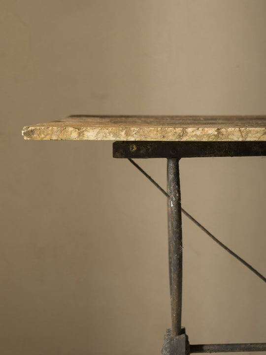 Paire de tables en pierre, France, XIXe siècle