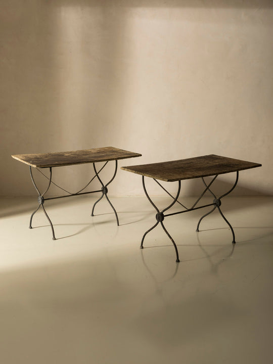 Paire de tables en pierre, France, XIXe siècle
