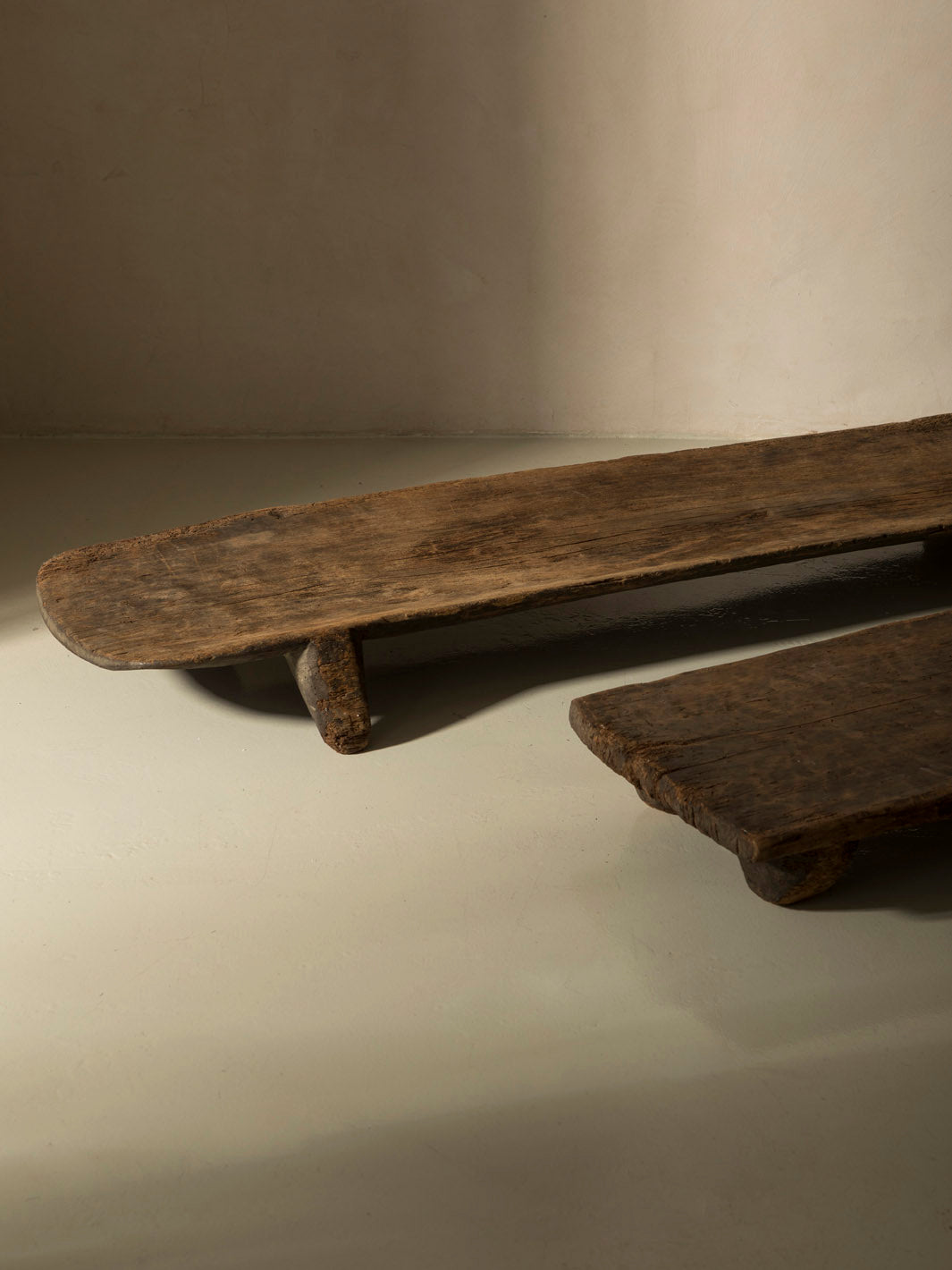 Table Naga 1