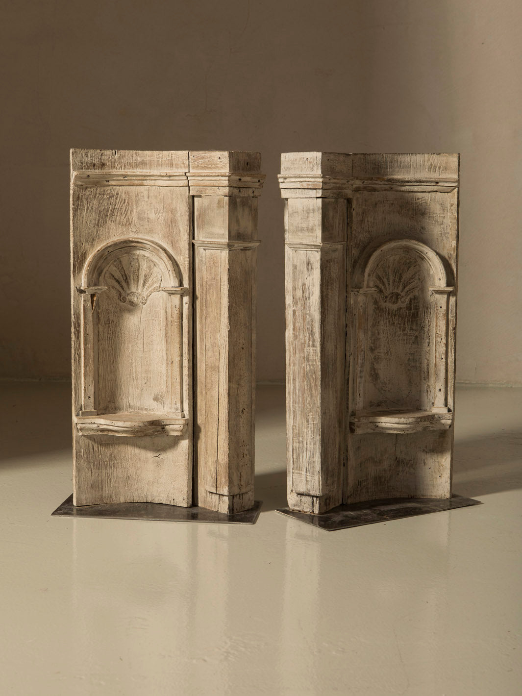 1th century altarpiece XNUMX