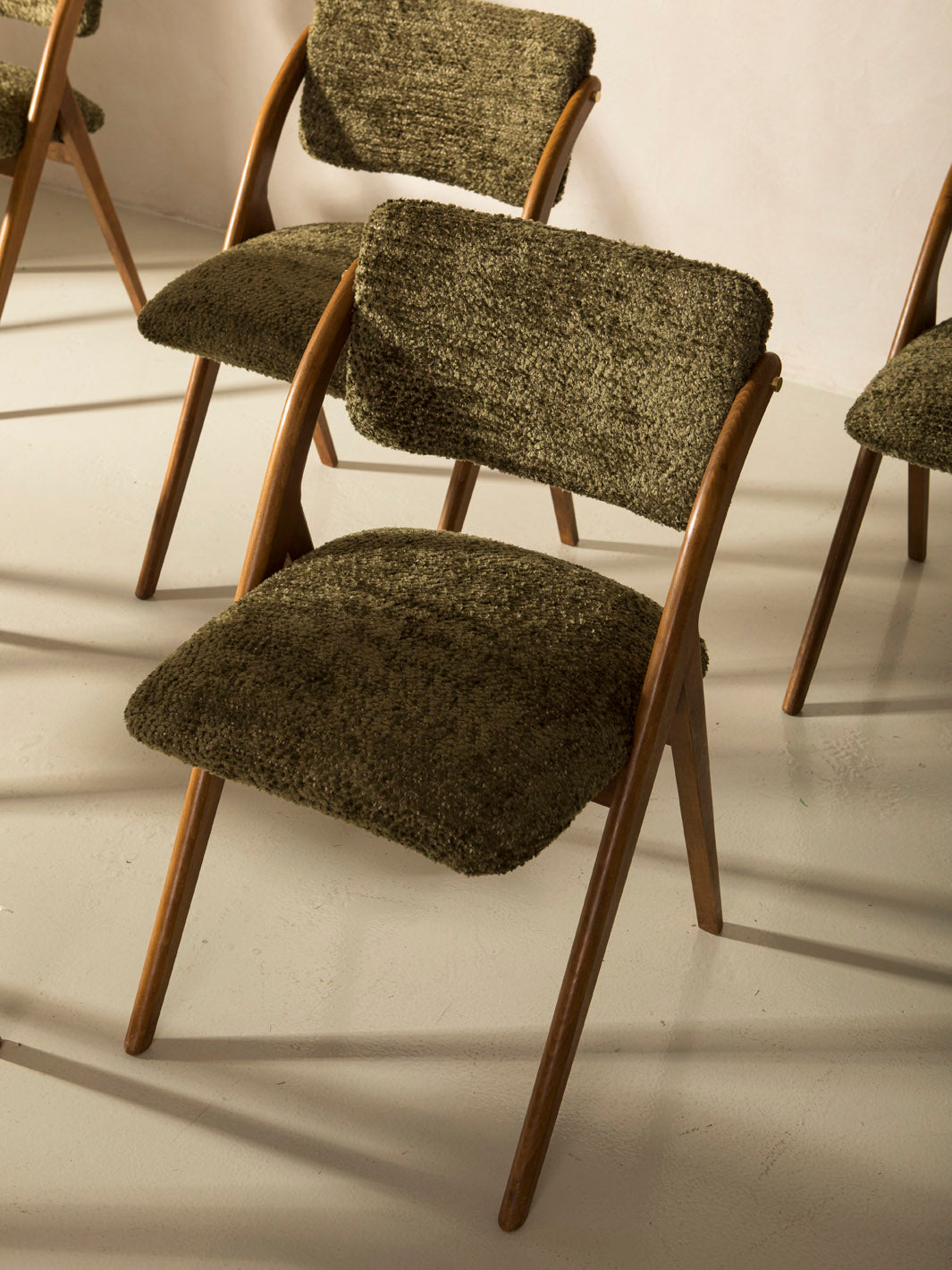 Silla italiana verde bouclé