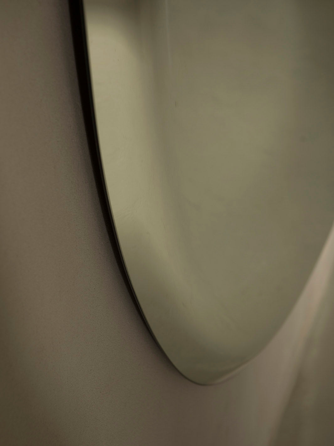 Contemporary Concave Mercury Mirror Italy