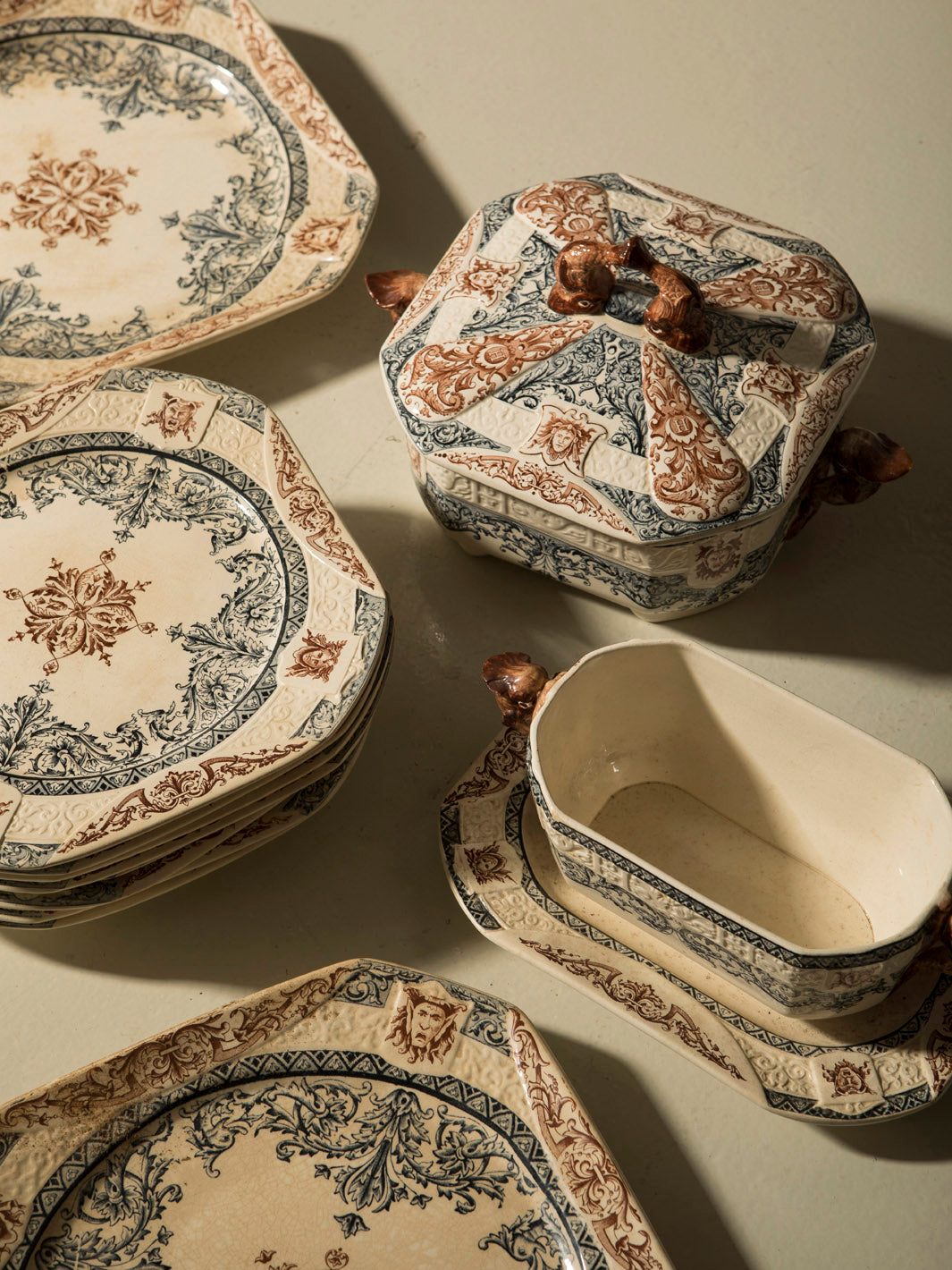 19th century tableware Faïencerie Longchamp