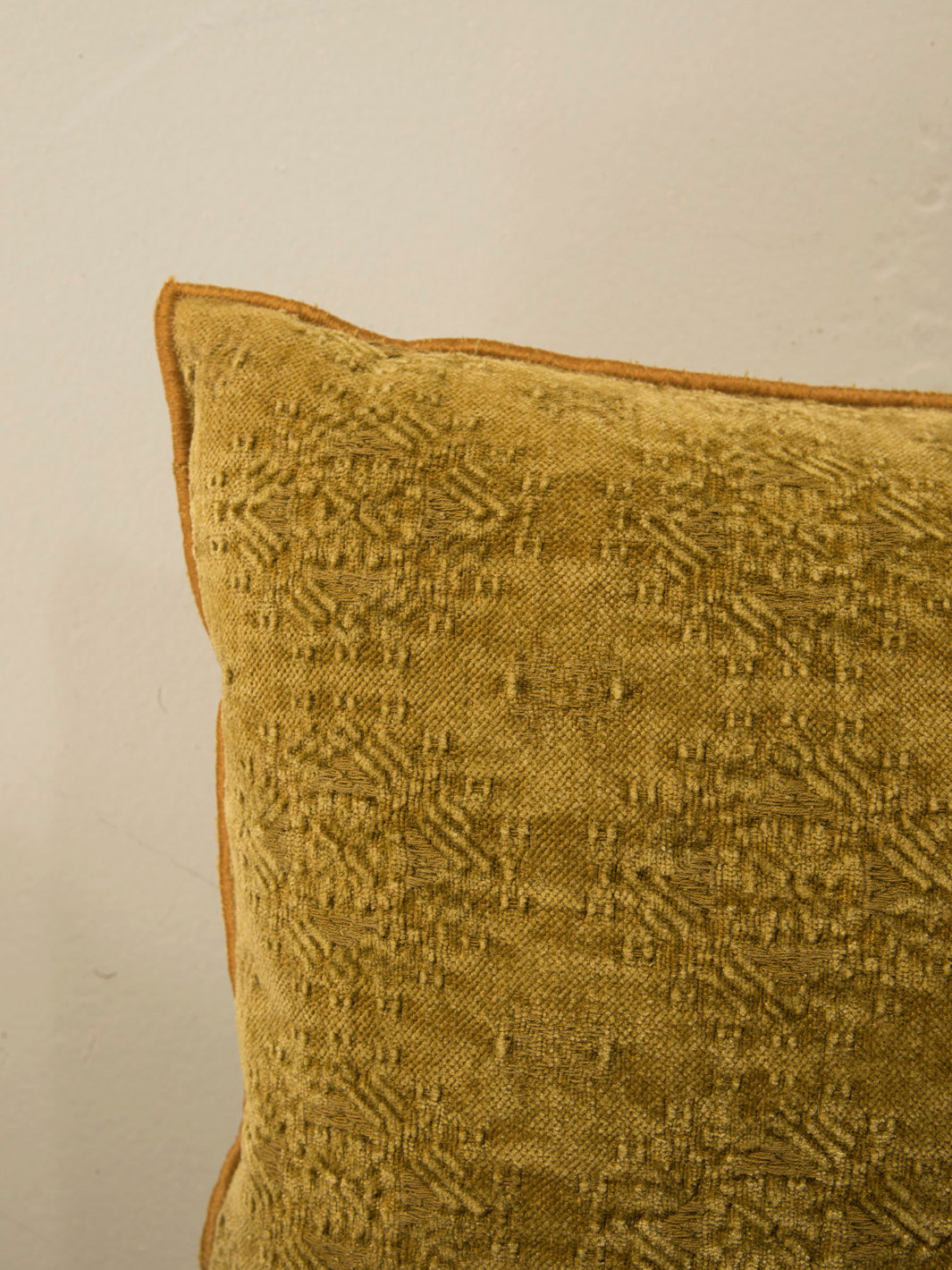 Kilim Cushion Ocher Maison de Vacances