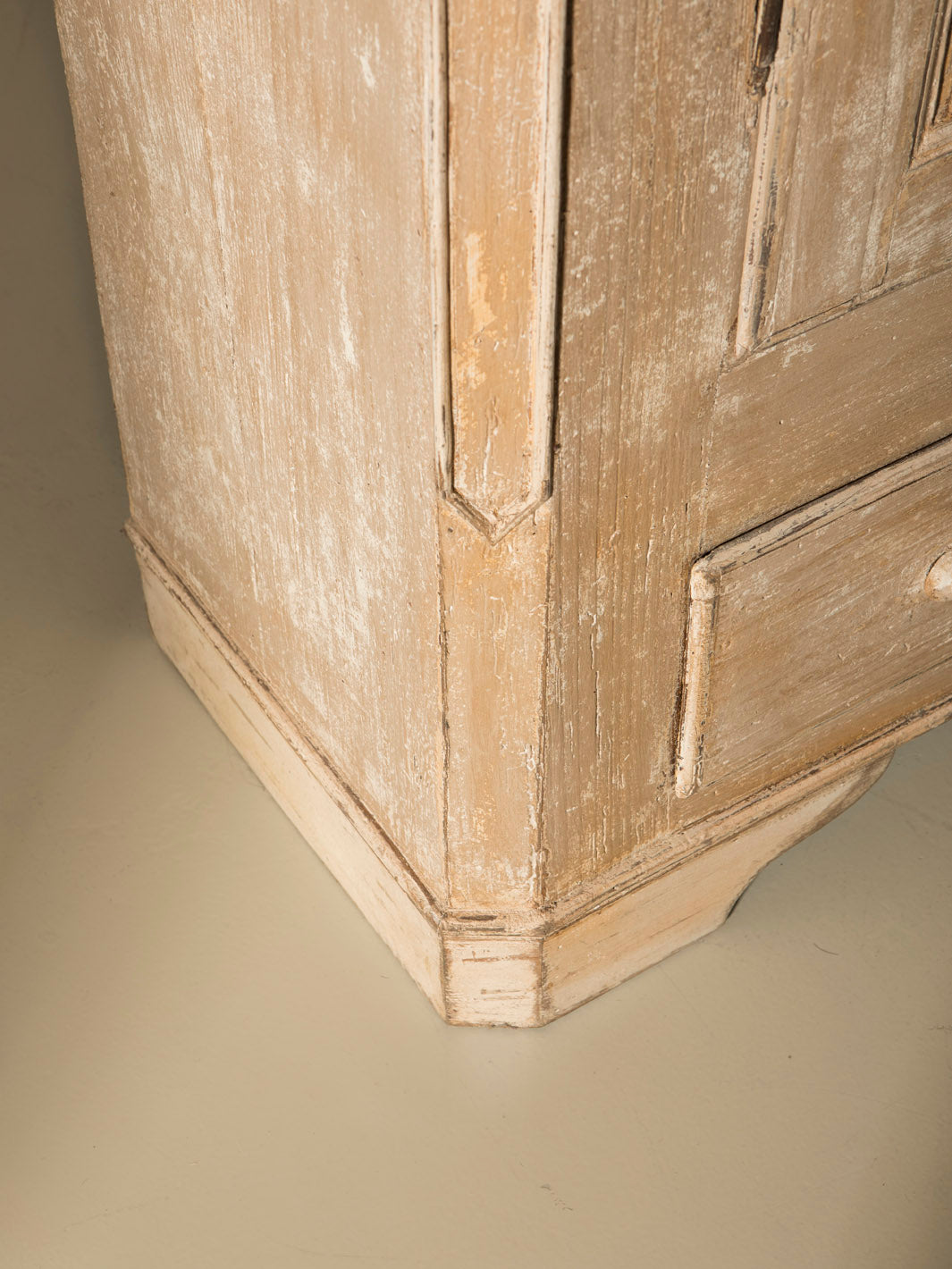 Florence wardrobe, 19th century
