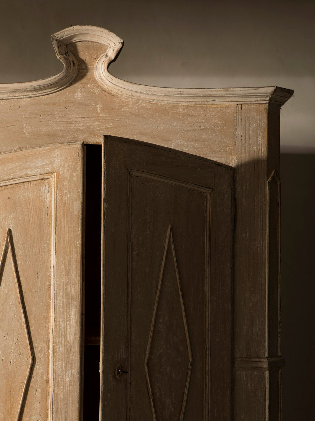 Florence wardrobe, 19th century