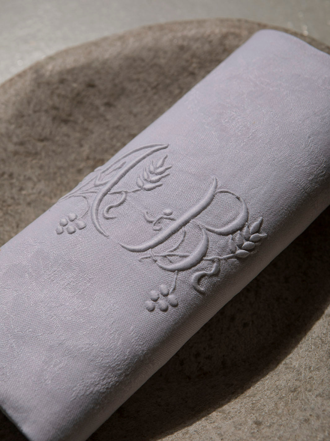 Juego de 8 servilletas de Damasco "AB"